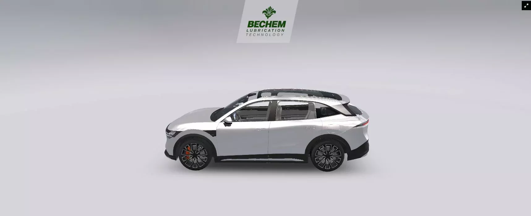 Wald mit Bergklippen