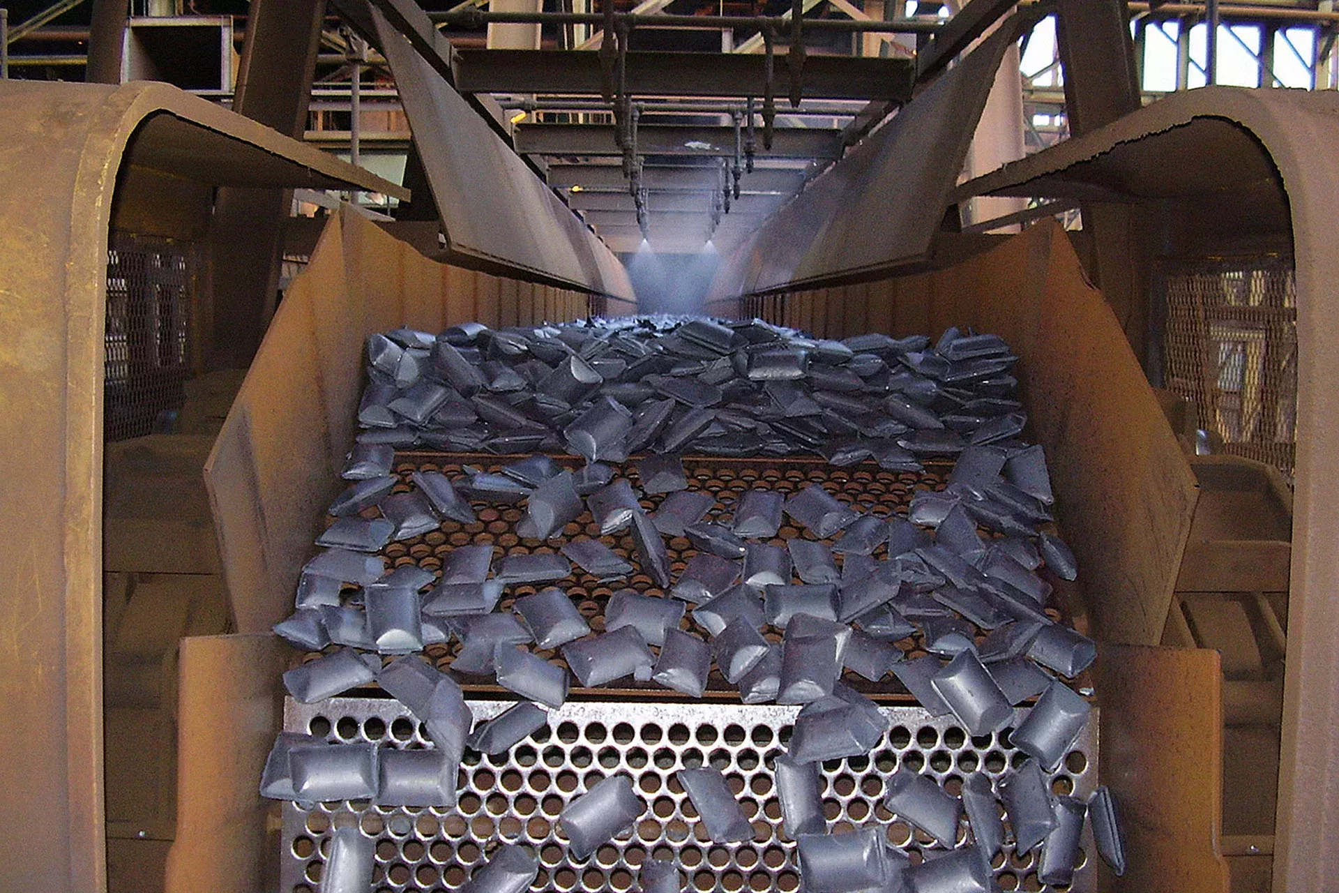 Stahl auf dem Fließband